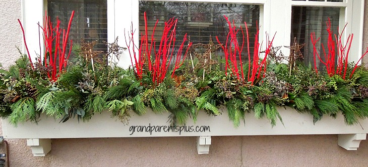 Christmas Idea House 2013 - Part 1 - GrandparentsPlus.com