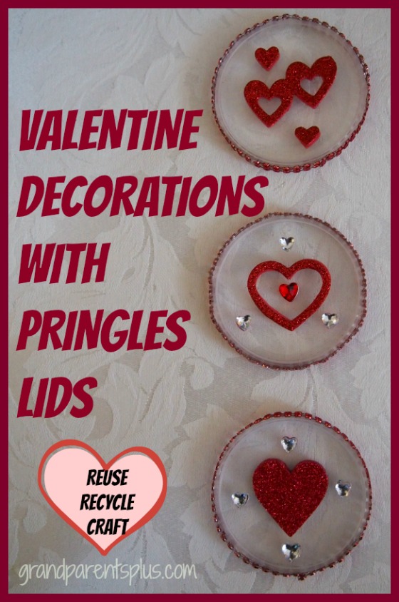 Valentine Decorations with Pringles Lids   grandparentsplus.com