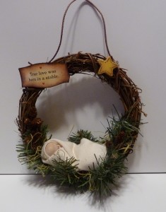 DIY Best Nativity Crafts grandparentsplus.com