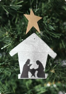 DIY Best Nativity Ornaments grandparentsplus.com